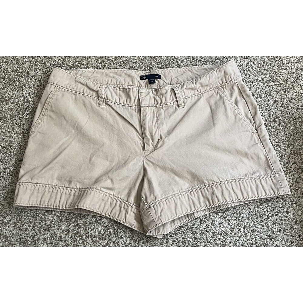 Women's Gap Khaki Shorts, Size 8
